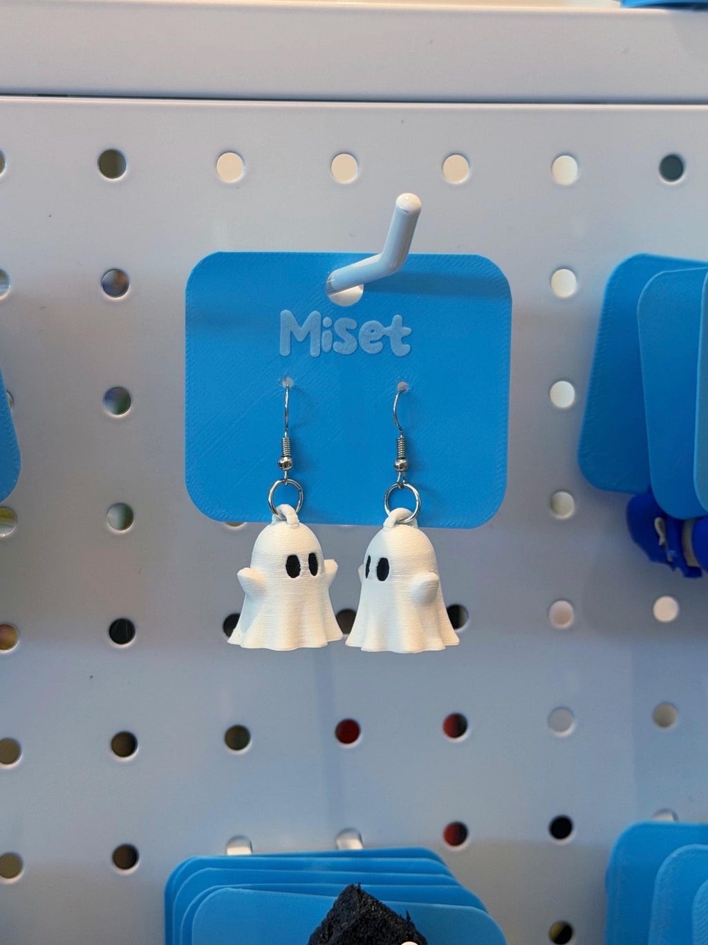 Aretes Fantasmitas