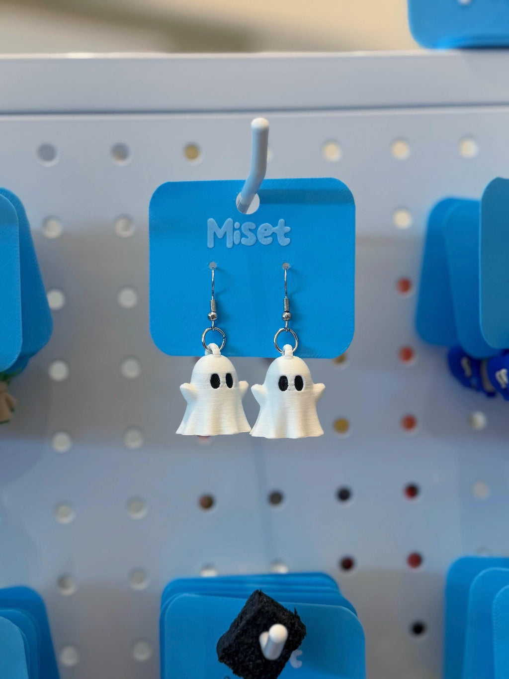 Aretes Fantasmitas